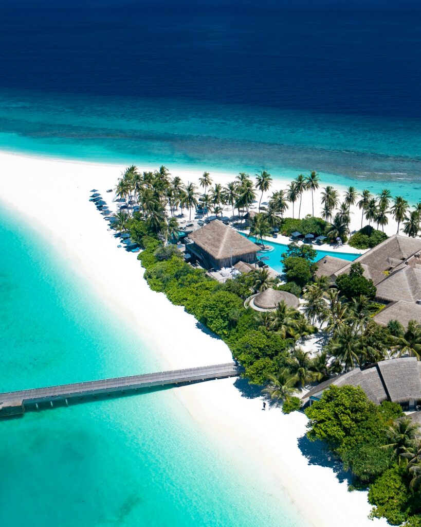 Maldives Luxury Resorts.