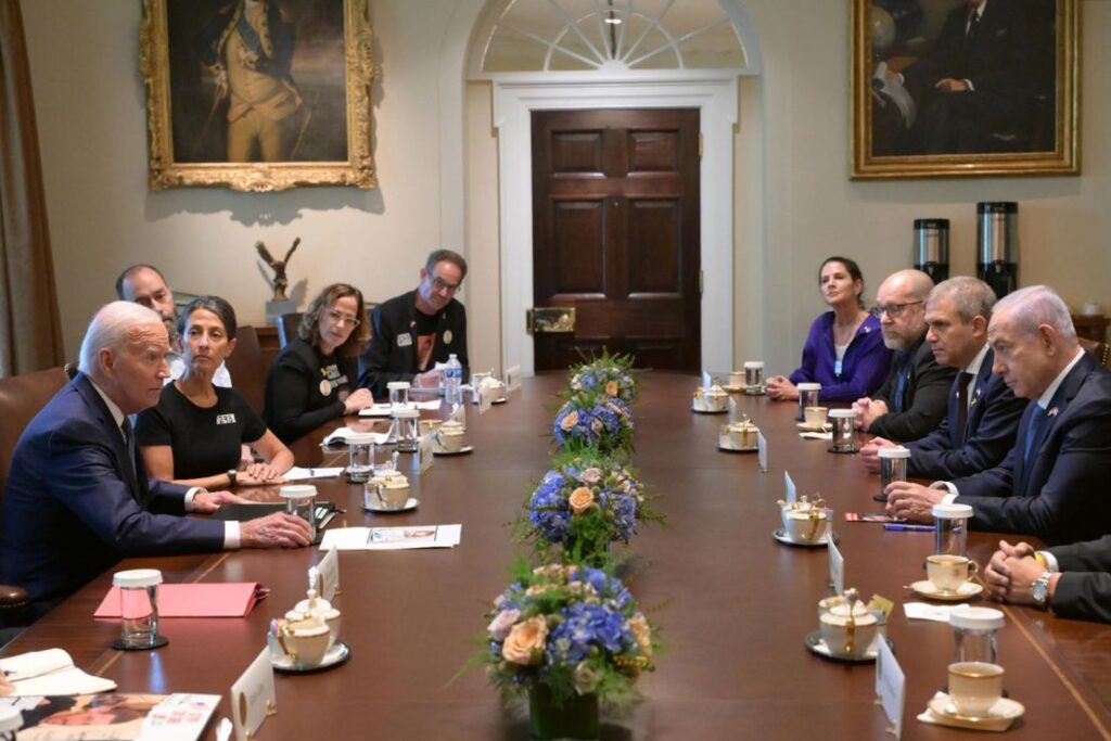 Prime Minister Benjamin Netanyahu and President Joe Biden meet with the families of American hostages, including the Siegel, Alexander, Dekel-Chen, Naftali, Nautra, Goldberg-Pollin, and Chen families. Photo courtesy of (the Israeli Prime Minister's Office/X).