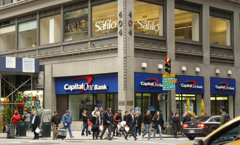 Capital One Suffers Major Outage: Customers Stranded as Bank Faces Technical Crisis