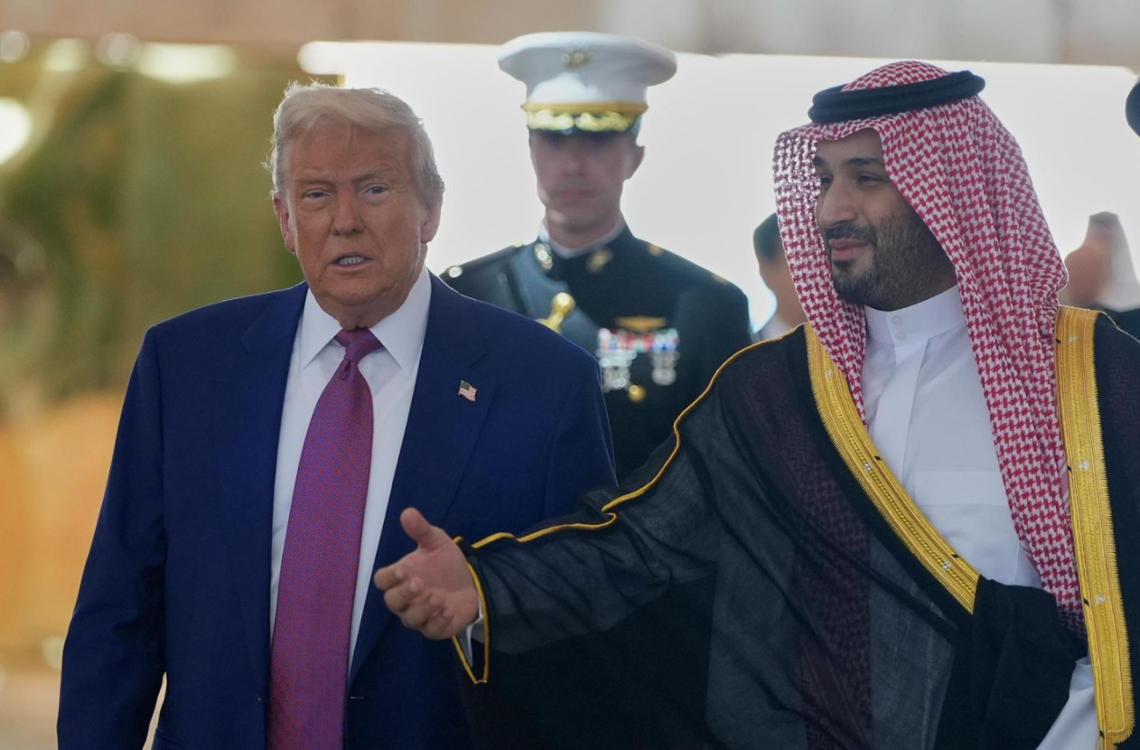Saudi Crown Prince Mohammed bin Salman welcomes U.S. President Donald Trump at King Khalid Airport in Riyadh on Tuesday.