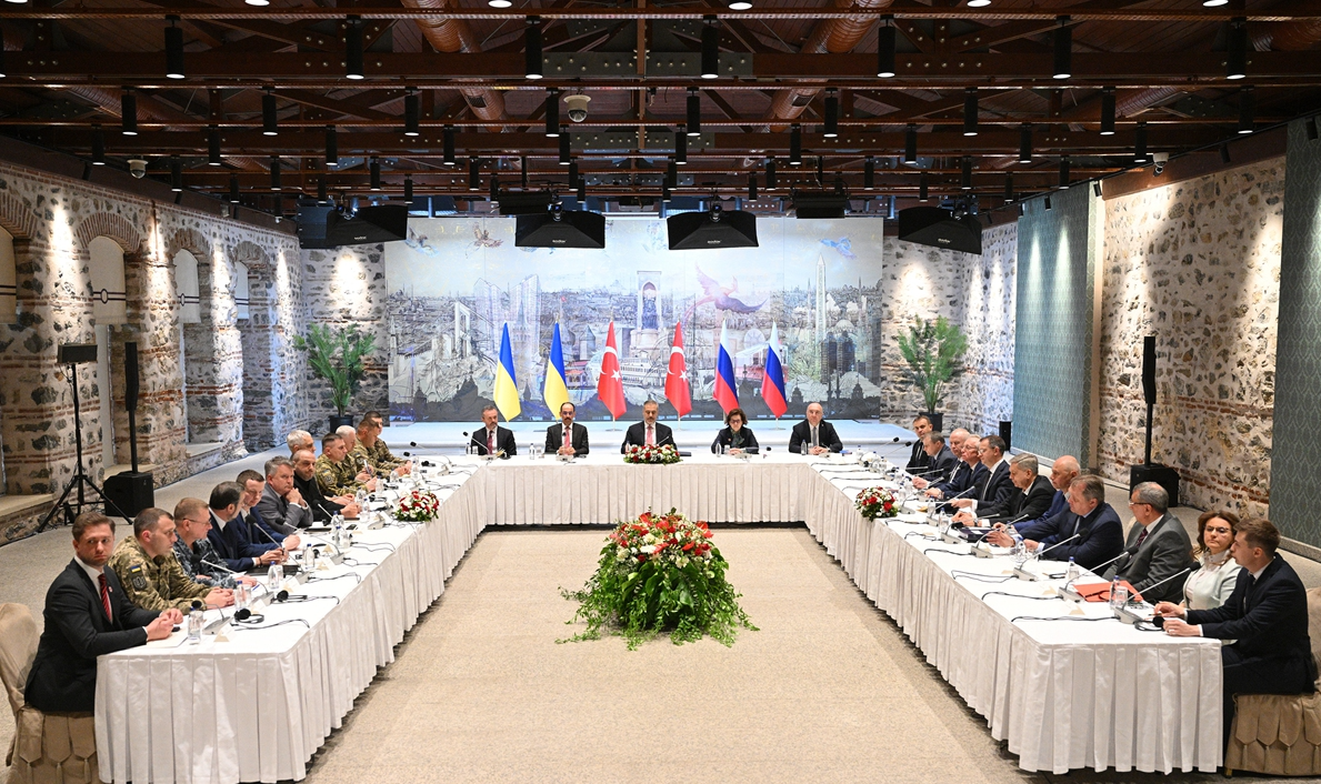 Russia and Ukraine agreed to swap 1,000 prisoners each after rare talks in Istanbul, their first direct negotiations in over three years.