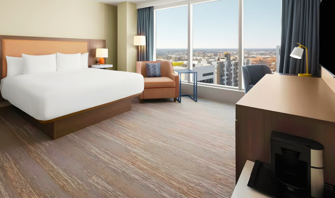 La Quinta Inn & Suites JFK Airport